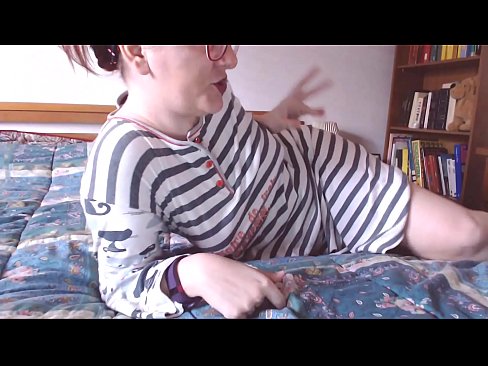 ❤️ Ņem šo lielo melno locekli mutē mazā verdzene ❤️ Super sekss pie mums
